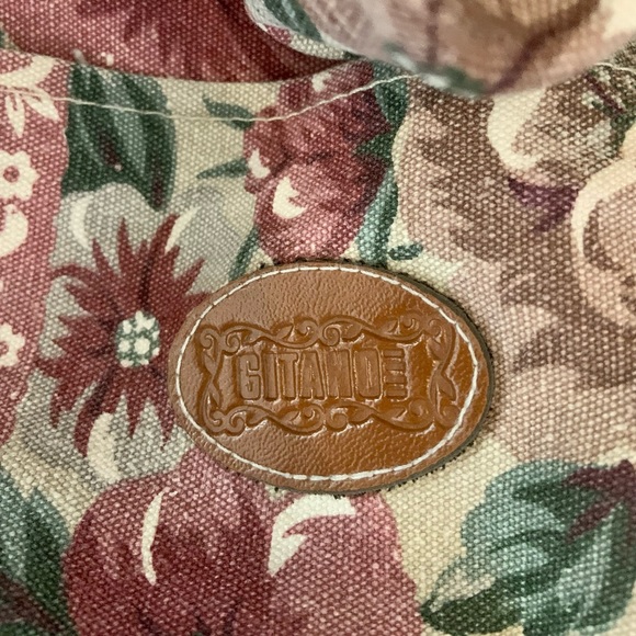 Gitano Vintage Floral Canvas Large Duffle Bag - Picture 4 of 7